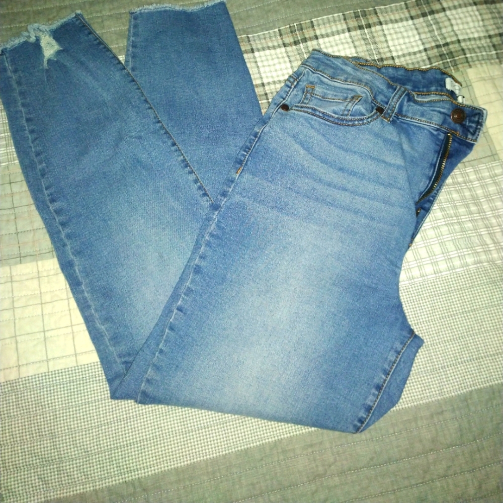 Sofia Vergara, Roxy size 10, medium wash